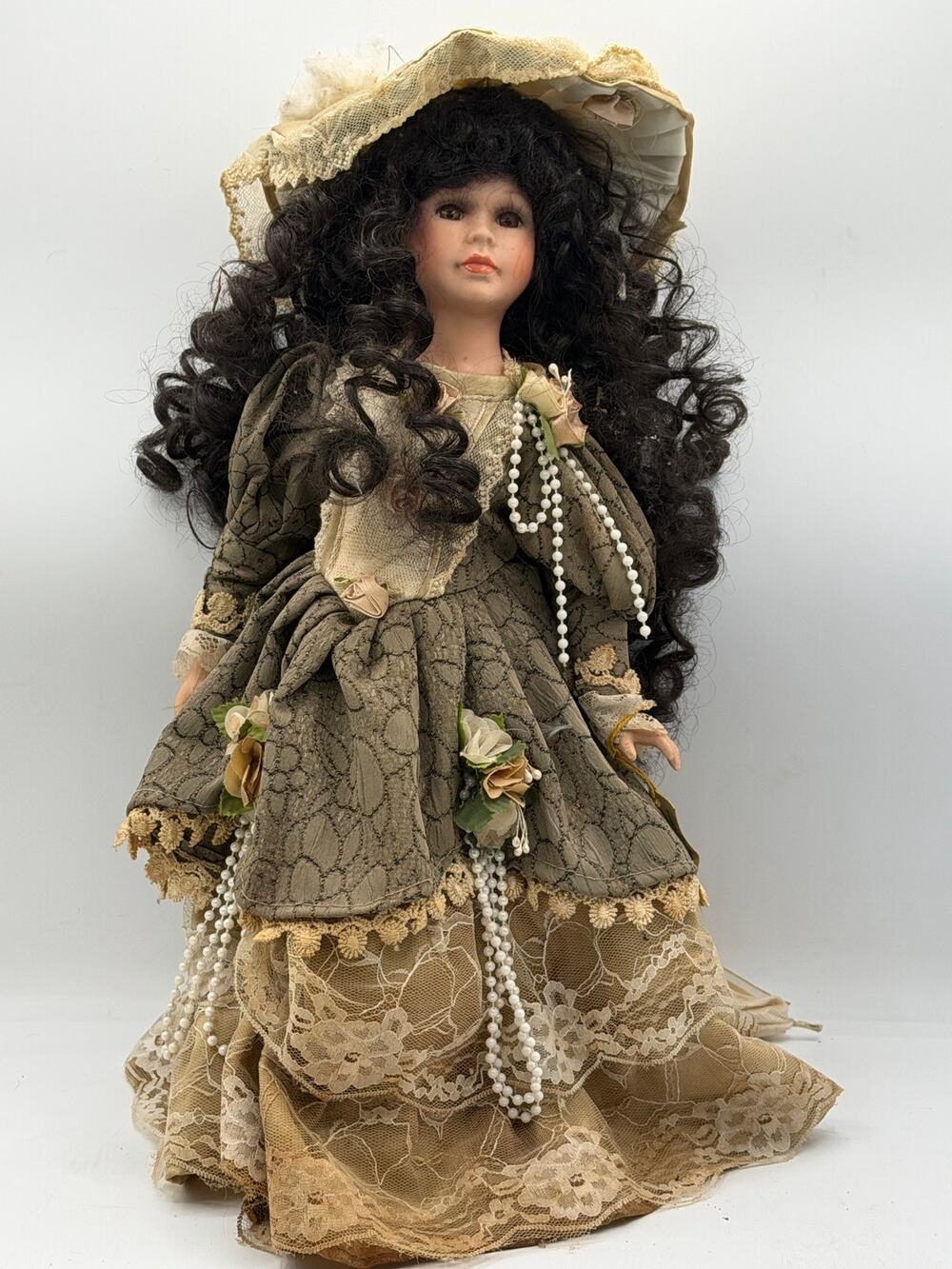 Vintage Country Elegance Porcelain Doll 16" Victorian Style Dark Hair / Bonnet